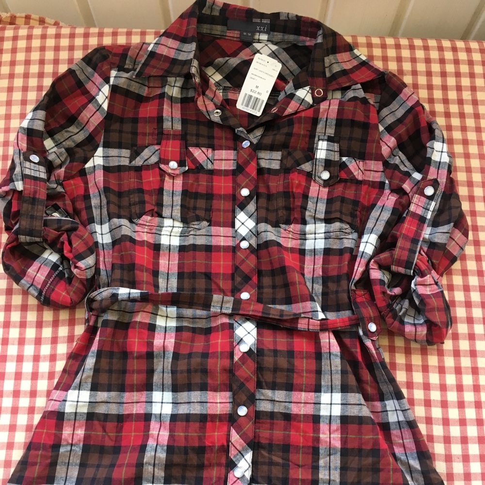 Forever 21 Red + Black/Brown Plaid Button Up Sz MD